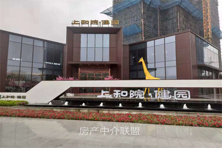 幸福家园82平带附房好楼层全明户型售价48.8万